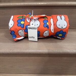 BAGGU x Flower Miffy Picnic Blanket